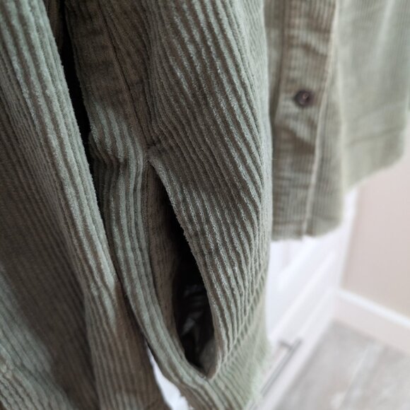 Zara Sage Corduroy Oversized Shacket - Size Small, Cotton, Raw Hem, Boho Style - Picture 5 of 10